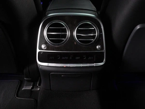 Седан Mercedes-benz S-класс 2015 года, 3040000 рублей, Красный Пахарь