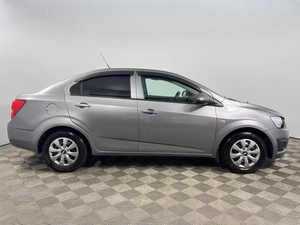Седан Chevrolet Aveo 2012 года, 609900 рублей, Казань