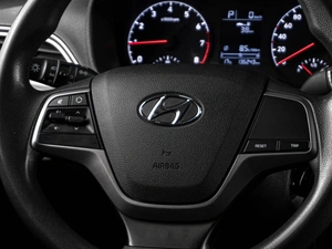 Седан Hyundai Solaris 2019 года, 1299000 рублей, Тюмень