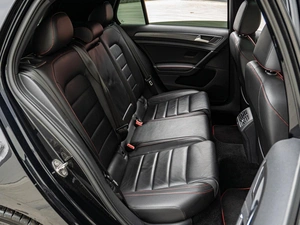 Хетчбэк Volkswagen Golf GTI 2019 года, 3140000 рублей, Краснодар