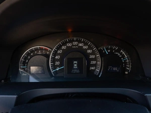 Седан Toyota Camry 2012 года, 1599000 рублей, Саратов