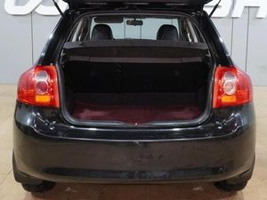 Хетчбэк Toyota Auris 2008 года, 689000 рублей, Воронеж