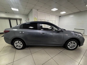 Седан Kia Rio 2018 года, 1249000 рублей, Ачинск