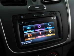 Седан Renault Logan Stepway 2021 года, 1249999 рублей, Москва