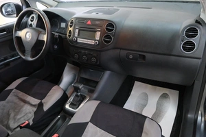 Хетчбэк Volkswagen Golf Plus 2007 года, 699000 рублей, Омск