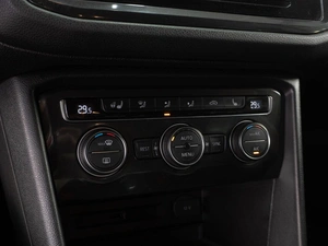 Внедорожник Volkswagen Tiguan 2017 года, 2148070 рублей, Тюмень