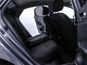 Седан Hyundai Solaris 2018 года, 1200000 рублей, Красноярск