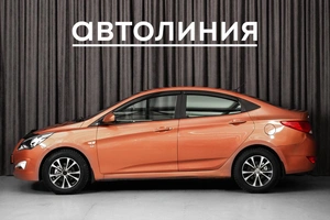 Седан Hyundai Solaris 2015 года, 899000 рублей, Красноярск