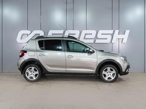 Хетчбэк Renault Sandero Stepway 2019 года, 1199000 рублей, Воронеж