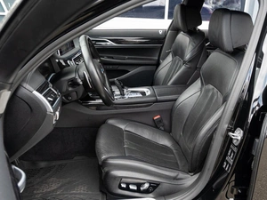 Седан BMW 7 серия 2019 года, 5720000 рублей, Краснодар