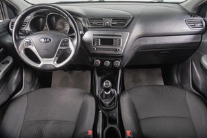 Седан Kia Rio 2015 года, 879000 рублей, Томск