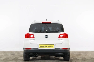 Внедорожник Volkswagen Tiguan 2012 года, 1459000 рублей, Тюмень