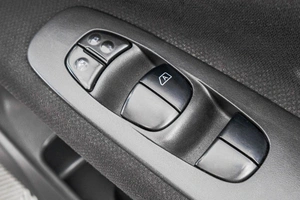 Минивэн Nissan Serena 2013 года, 1299000 рублей, Барнаул