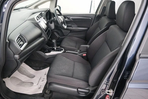 Хетчбэк Honda Fit 2017 года, 1249000 рублей, Красноярск