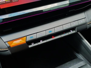 Лифтбек Changan UNI-V 2024 года, 2445000 рублей, Краснодар
