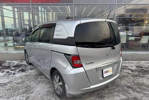 Минивэн Honda Freed 2016 года, 1090000 рублей, Солонцы