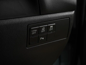 Седан Mazda Axela 2017 года, 1669000 рублей, Воронеж