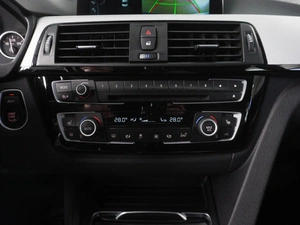 Седан BMW 3 серия 2016 года, 2309000 рублей, Красный Пахарь