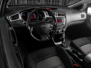Хетчбэк Kia Ceed 2013 года, 1099000 рублей, Тюмень