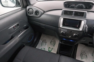 Минивэн Toyota bB 2009 года, 739000 рублей, Красноярск