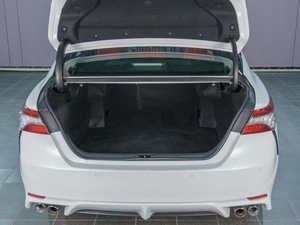 Седан Toyota Camry 2017 года, 2449000 рублей, Сургут