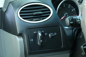 Хетчбэк Ford Focus 2010 года, 799000 рублей, Омск
