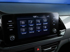 Лифтбек Volkswagen Polo 2021 года, 1565444 рублей, Москва