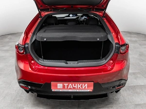 Хетчбэк Mazda 3 2019 года, 1649000 рублей, Красноярск