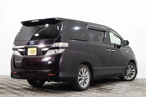Минивэн Toyota Vellfire 2012 года, 2679000 рублей, Сургут