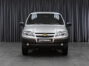 Внедорожник Chevrolet Niva 2019 года, 939000 рублей, Тюмень
