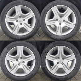 Фото