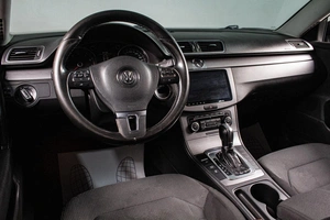 Универсал Volkswagen Passat 2011 года, 729000 рублей, Сургут