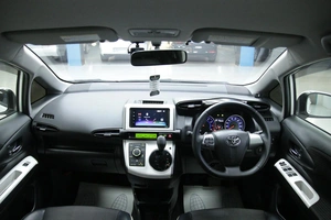 Минивэн Toyota Wish 2014 года, 1783000 рублей, Солонцы