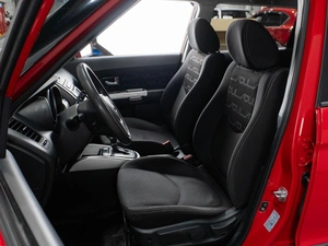 Хетчбэк Kia Soul 2013 года, 1070000 рублей, Тюмень