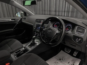 Универсал Volkswagen Golf 2015 года, 1489000 рублей, Красноярск