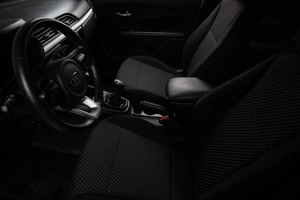 Седан Kia Rio 2018 года, 1299000 рублей, Оренбург