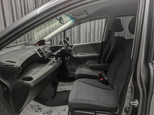 Минивэн Honda Freed 2009 года, 899000 рублей, Красноярск