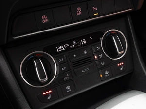 Внедорожник Audi Q3 2015 года, 1950000 рублей, Краснодар