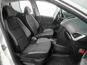 Хетчбэк Peugeot 207 2010 года, 769000 рублей, Воронеж