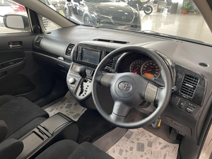 Минивэн Toyota Wish 2006 года, 797000 рублей, Солонцы