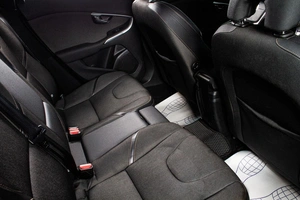 Хетчбэк Volvo V40 2014 года, 1339000 рублей, Сургут