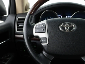 Внедорожник Toyota Land Cruiser 2014 года, 3848050 рублей, Москва