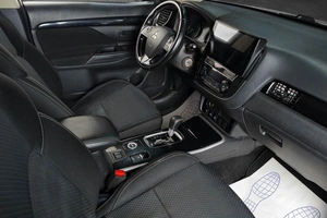 Внедорожник Mitsubishi Outlander 2018 года, 1859000 рублей, Тюмень