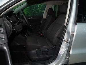 Внедорожник Volkswagen Tiguan 2013 года, 1177000 рублей, Тверь