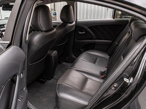 Седан Toyota Avensis 2015 года, 1695000 рублей, Краснодар