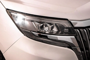 Минивэн Toyota Esquire 2017 года, 2389000 рублей, Барнаул