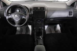 Седан Toyota Corolla 2008 года, 779000 рублей, Омск