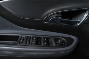 Внедорожник Opel Mokka 2014 года, 989000 рублей, Челябинск
