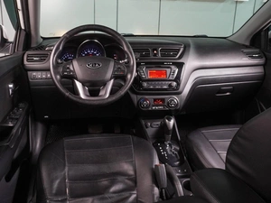 Седан Kia Rio 2012 года, 959000 рублей, Воронеж