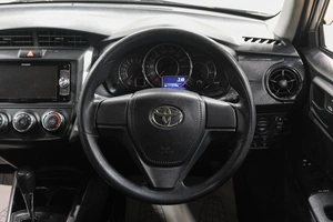 Универсал Toyota Corolla Fielder 2018 года, 1499000 рублей, Новокузнецк